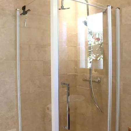 L'herbe Haute Bed & Breakfast 4*